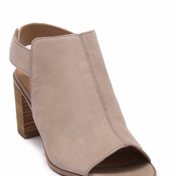 Franco Sarto Shoes - New Franco Sarto Helix Leather Suede Chic Sandals Franco Sarto Shoes - New Franco Sarto Helix Leather Suede Chic Sandals